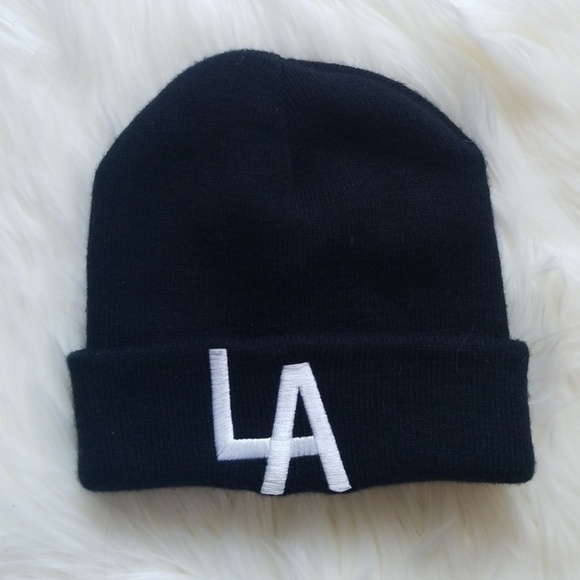 PacSun Accessories - NWOT LA Hearts LA Beanie